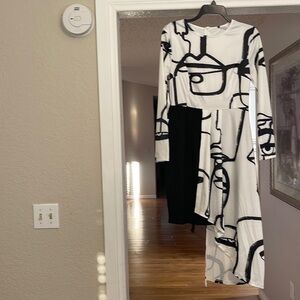 SHEIN black and white dress. Medium.New w/o tags